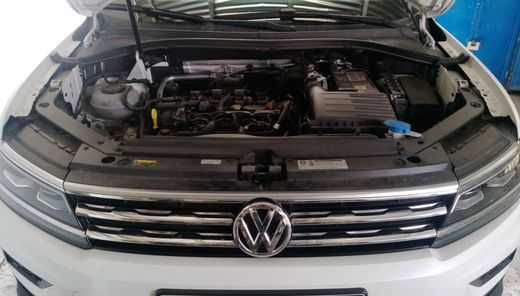 ۱۰ دلیل رایج روشن شدن چراغ چک در خودروها